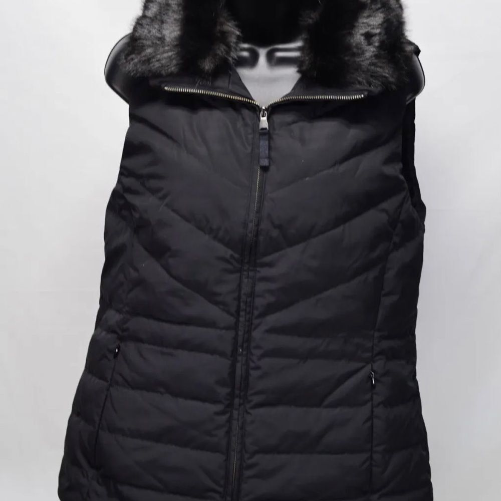 Talbots Black Down Puffer Vest Removable Faux Fur Collar Size Medium petite